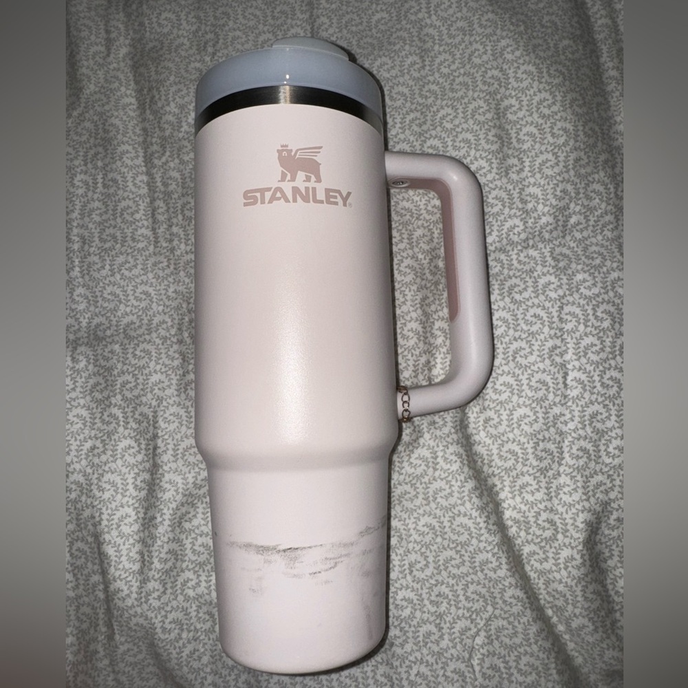 Stanley 30oz quencher
